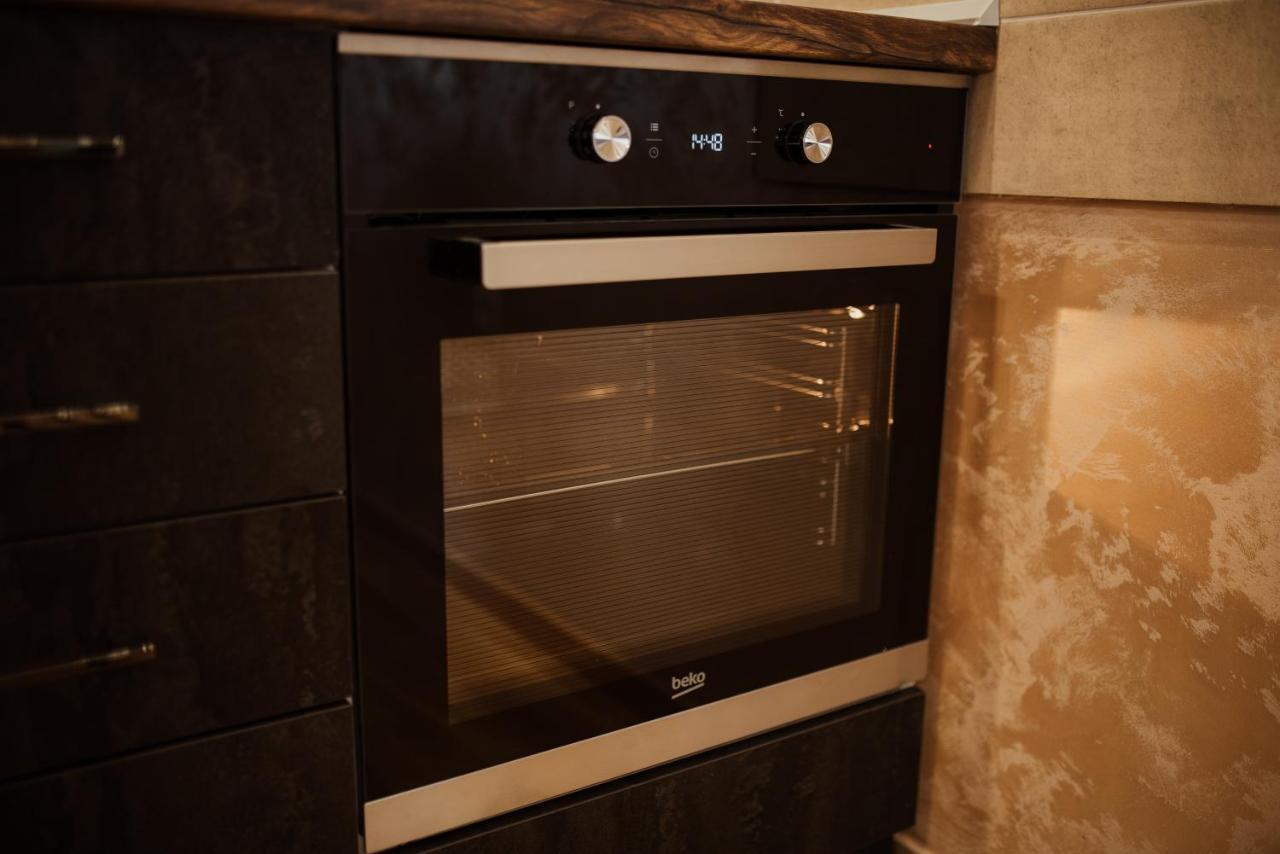 Astra Appartement Novi Sad Buitenkant foto