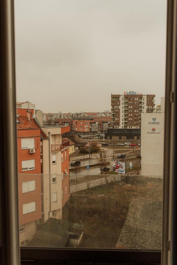 Astra Appartement Novi Sad Buitenkant foto